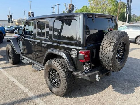 Used 2021 Jeep Wrangler Unlimited Rubicon image 5