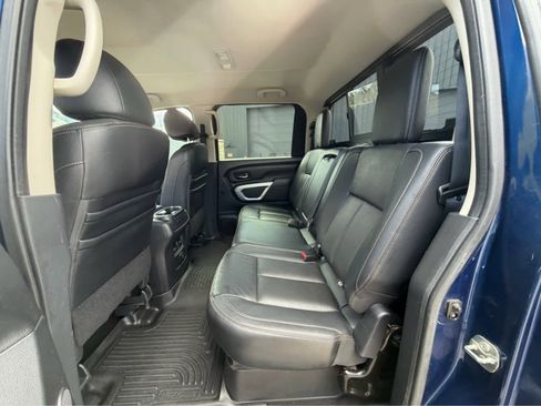 Used 2016 Nissan Titan SL AWD/4WD image 25