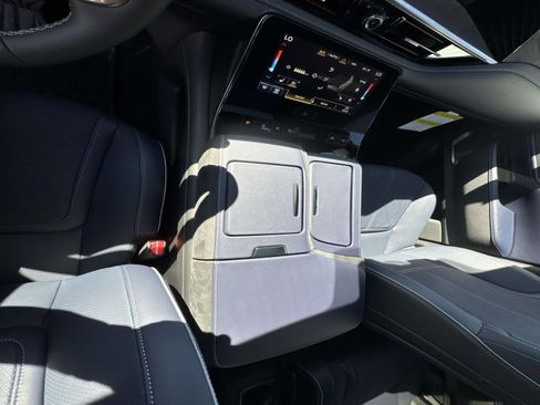 New 2026 INFINITI QX80 4WD w/ Sport Exterior Package image 18