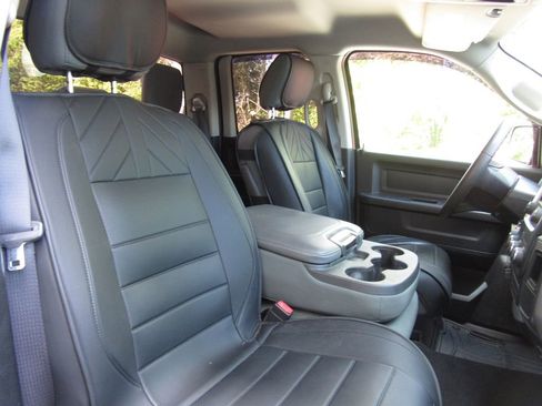 Used 2015 RAM 1500 Express AWD/4WD image 21