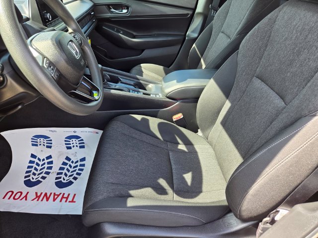Certified 2025 Honda Accord SE image 29