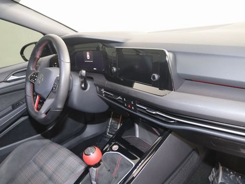 Used 2024 Volkswagen GTI S image 41