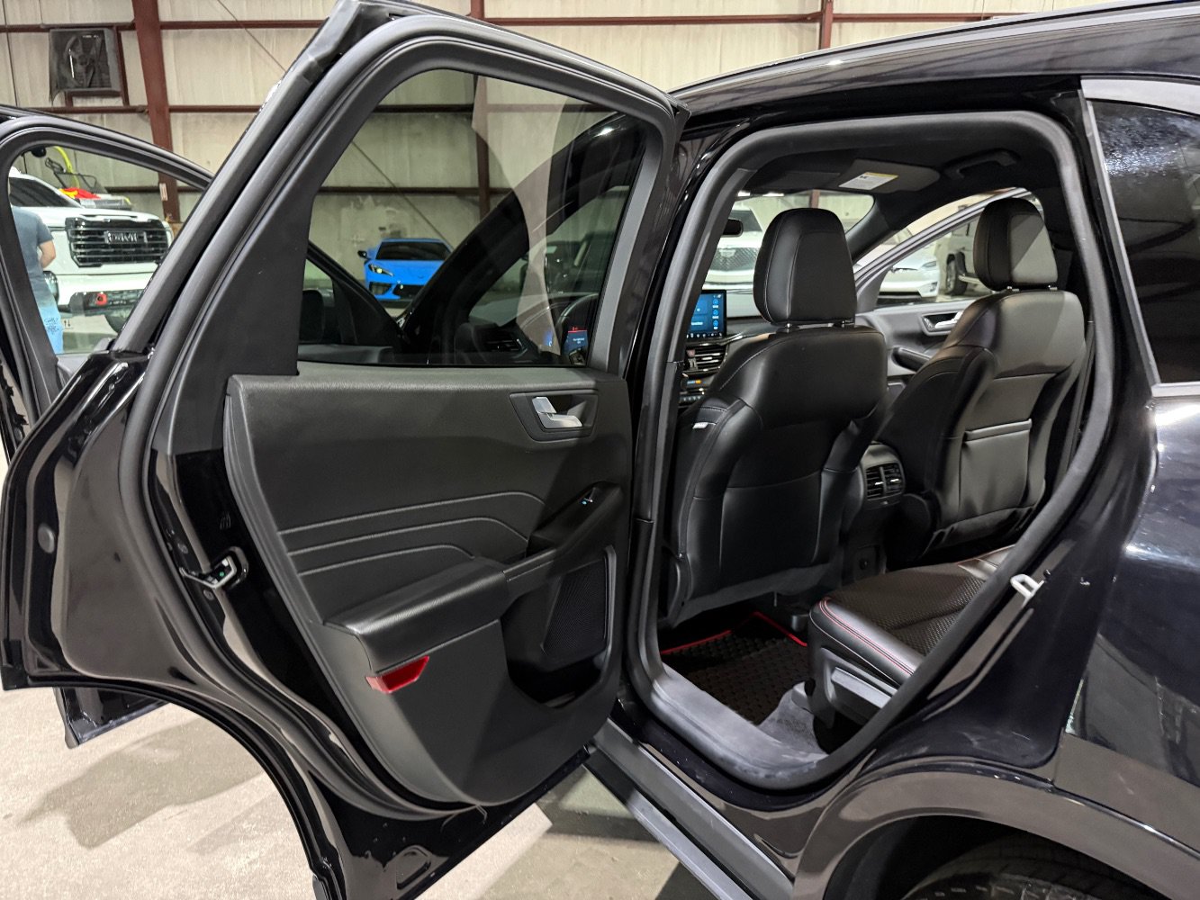 Used 2023 Ford Escape ST-Line w/ Tech Pack #1 FWD image 16