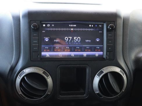 Used 2015 Jeep Wrangler Unlimited Sport w/ Max Tow Package AWD/4WD image 46