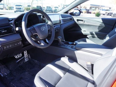 Used 2025 Toyota Camry SE image 17