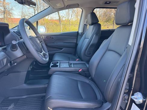 Certified 2026 Honda Odyssey EX-L image 18