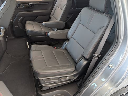 Used 2026 Chevrolet Tahoe RST w/ Comfort Package AWD/4WD image 17
