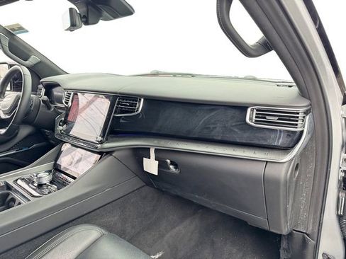 Certified 2025 Jeep Grand Wagoneer Series II Obsidian w/ Quick Order Packagew 28T image 11