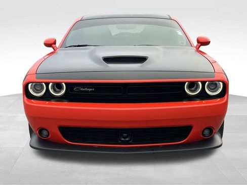 Used 2023 Dodge Challenger R/T w/ T/A Package image 2