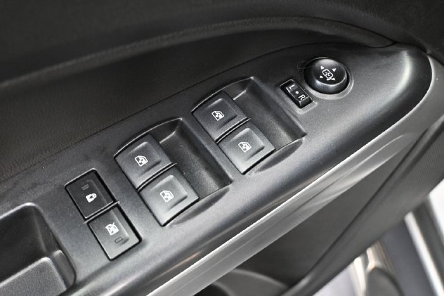 Used 2019 Chevrolet Colorado LT AWD/4WD image 15