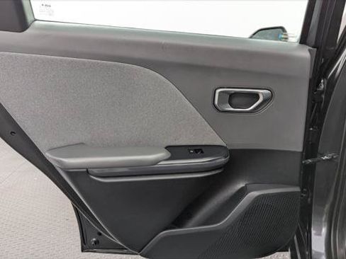 Used 2025 Kia K4 EX FWD image 16