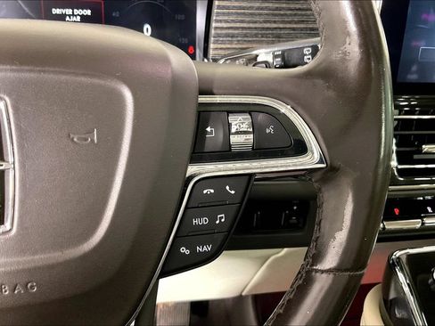 Used 2020 Lincoln Navigator Black Label AWD/4WD image 23