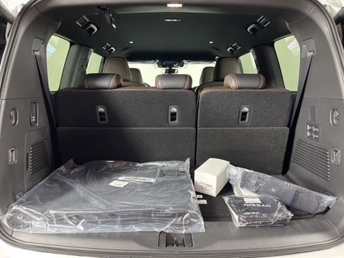 New 2026 Nissan Armada SL w/ Captain's Chari Seat Package RWD image 50