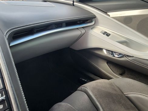 Used 2023 Chevrolet Corvette Stingray Premium Conv w/ Z51 Performance Package image 33