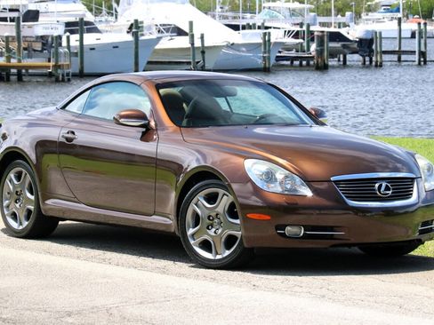 Used 2007 Lexus SC 430 Convertible RWD image 4