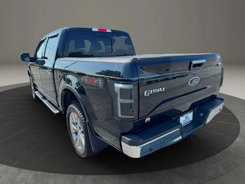 Used 2016 Ford F150 Lariat w/ Equipment Group 502A Luxury AWD/4WD image 4