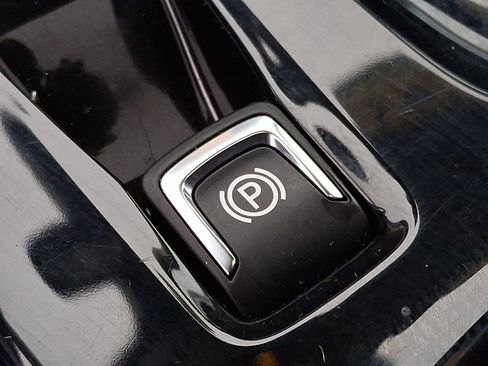 Certified 2021 Buick Envision Avenir AWD/4WD image 25