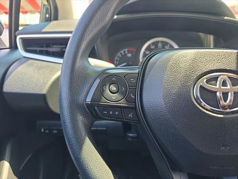 Certified 2022 Toyota Corolla LE FWD image 20