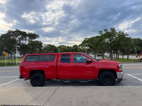 Used 2018 Chevrolet Silverado 1500 LT w/ All Star Edition AWD/4WD image 12