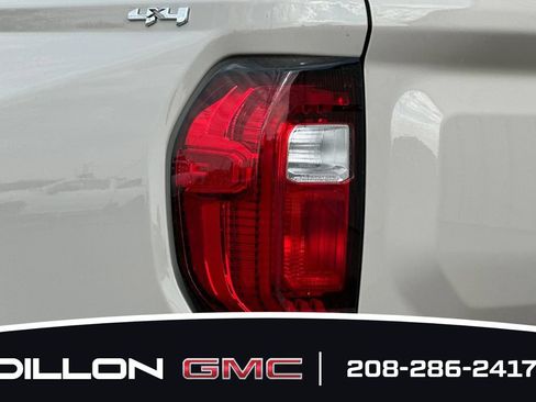 New 2026 GMC Canyon Elevation w/ Convenience Package AWD/4WD image 24