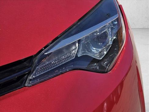 Used 2018 Toyota Corolla LE image 8