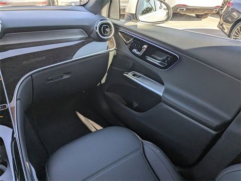 New 2026 Mercedes-Benz GLC 300 GLC 300 image 17