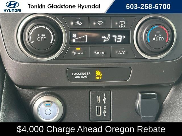 Used 2025 Nissan Leaf S FWD image 31