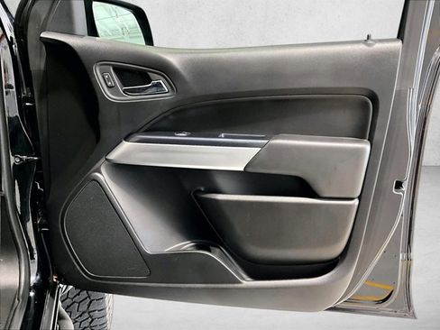 Used 2020 Chevrolet Colorado ZR2 w/ Colorado ZR2 Bison Edition AWD/4WD image 19