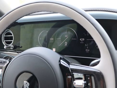 New 2027 Rolls-Royce Cullinan Black Badge AWD/4WD image 25