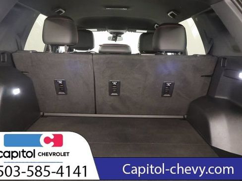 Used 2025 Chevrolet Equinox RS AWD/4WD image 24