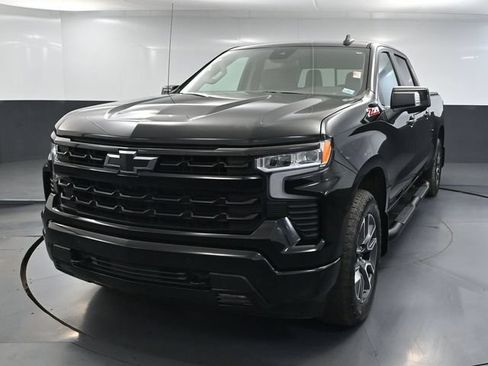 Used 2024 Chevrolet Silverado 1500 RST AWD/4WD image 13