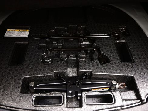 Used 2022 Toyota Camry XSE w/ Navigation Package image 46