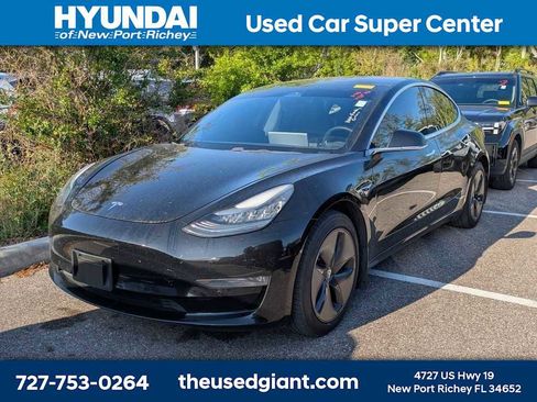 Used 2018 Tesla Model 3 Mid Range image 1