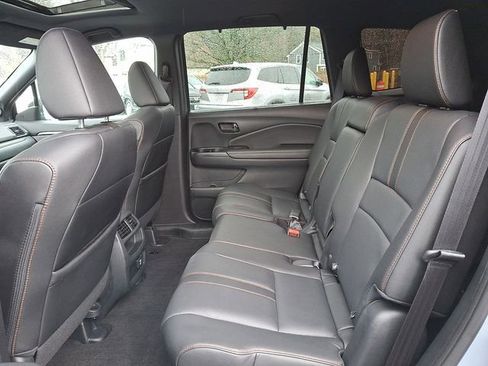 Used 2023 Honda Passport TrailSport image 10