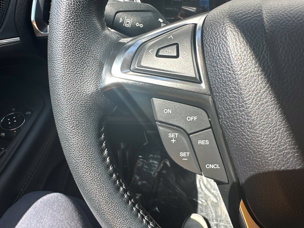 Certified 2024 Ford Edge Titanium AWD/4WD image 39