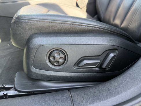 Used 2017 Audi A4 2.0T Premium image 10