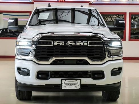 Used 2025 RAM 2500 Big Horn AWD/4WD image 9