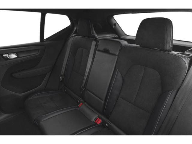 Used 2021 Volvo XC40 T4 R-Design w/ Climate Package FWD image 13