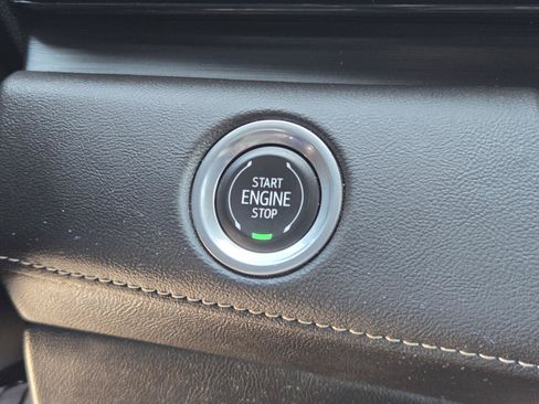 Used 2023 Cadillac Escalade Sport AWD/4WD image 12