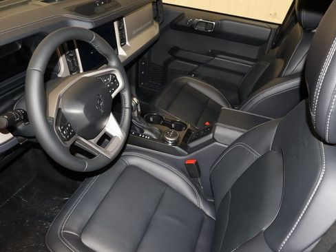 New 2025 Ford Bronco Outer Banks image 26