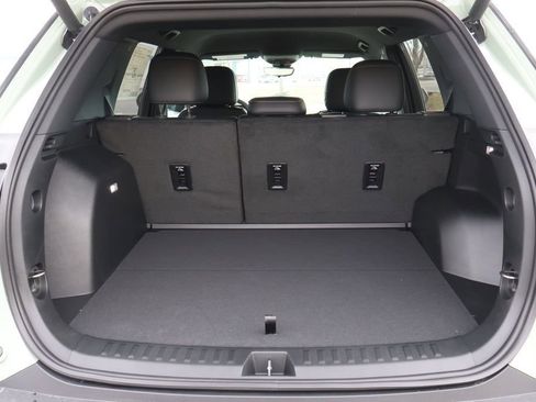 New 2026 Chevrolet Equinox ACTIV w/ Convenience Package III image 47