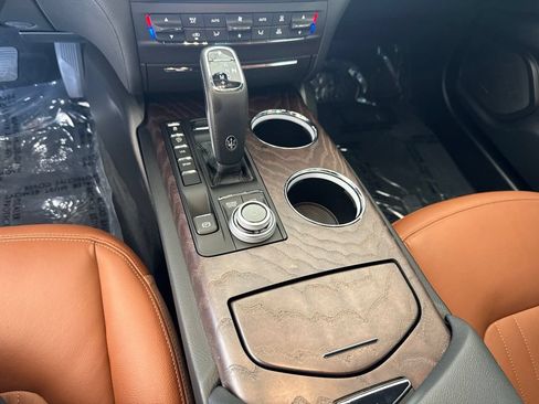 Certified 2023 Maserati Ghibli Modena RWD image 13
