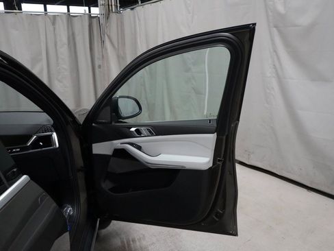 New 2026 BMW X5 xDrive40i w/ Climate Comfort Package AWD/4WD image 28