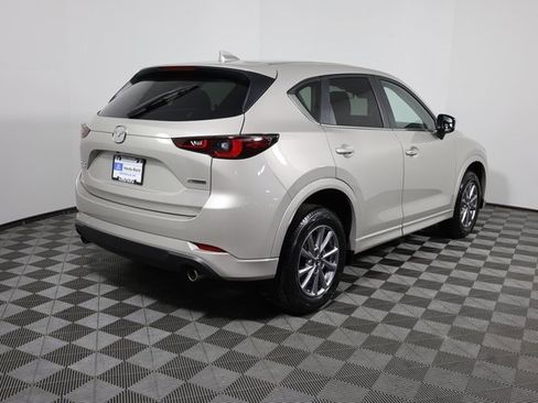 Used 2024 MAZDA CX-5 AWD 2.5 S w/ Select Package image 5