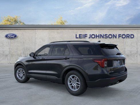 New 2026 Ford Explorer Active RWD image 4