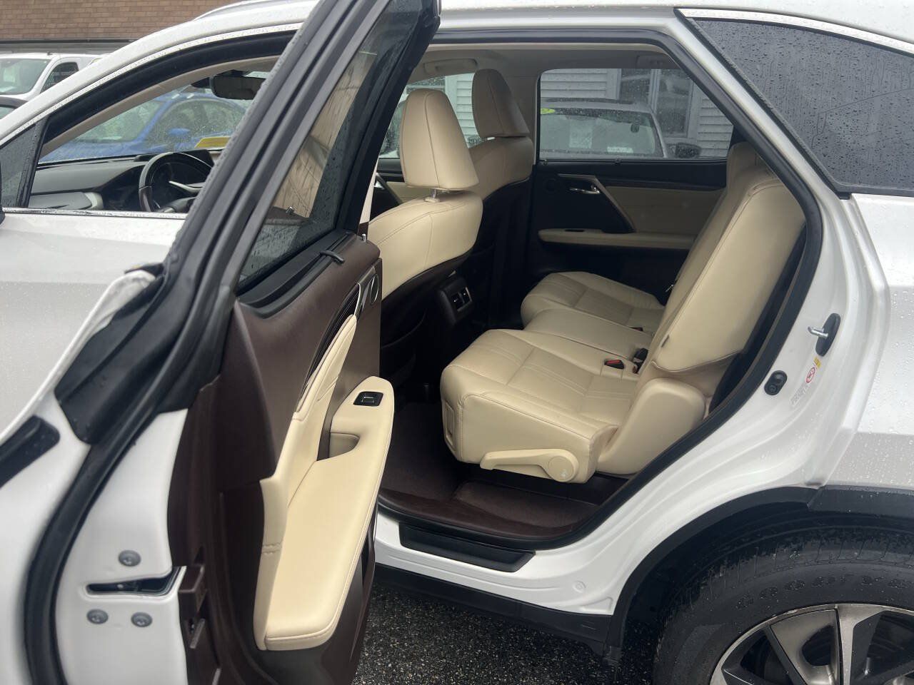 Used 2018 Lexus RX 350L Luxury w/ Accessory Package FWD image 20