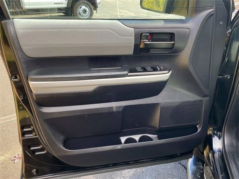 Used 2020 Toyota Tundra Limited image 12