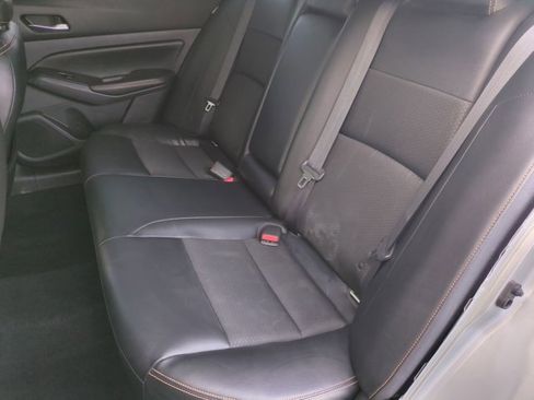 Used 2021 Nissan Altima 2.5 SR image 18