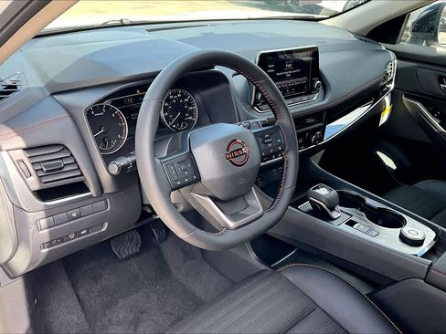 New 2026 Nissan Rogue SV image 10