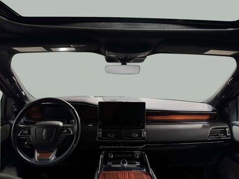 Certified 2023 Lincoln Navigator Reserve image 21